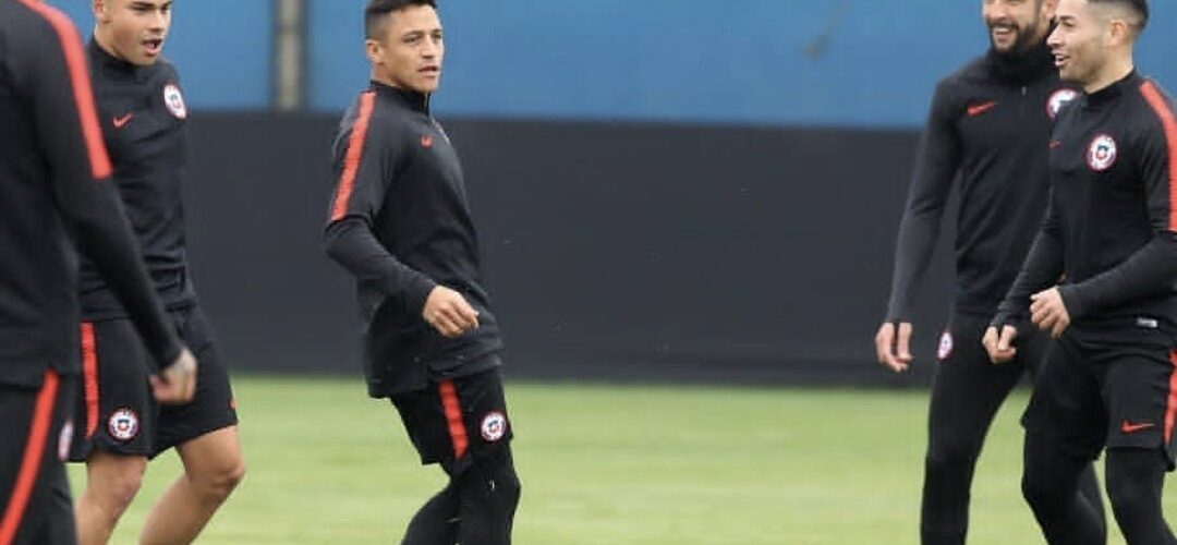 Jugó en La Roja, estaba libre y finalmente encontró equipo en la Primera B