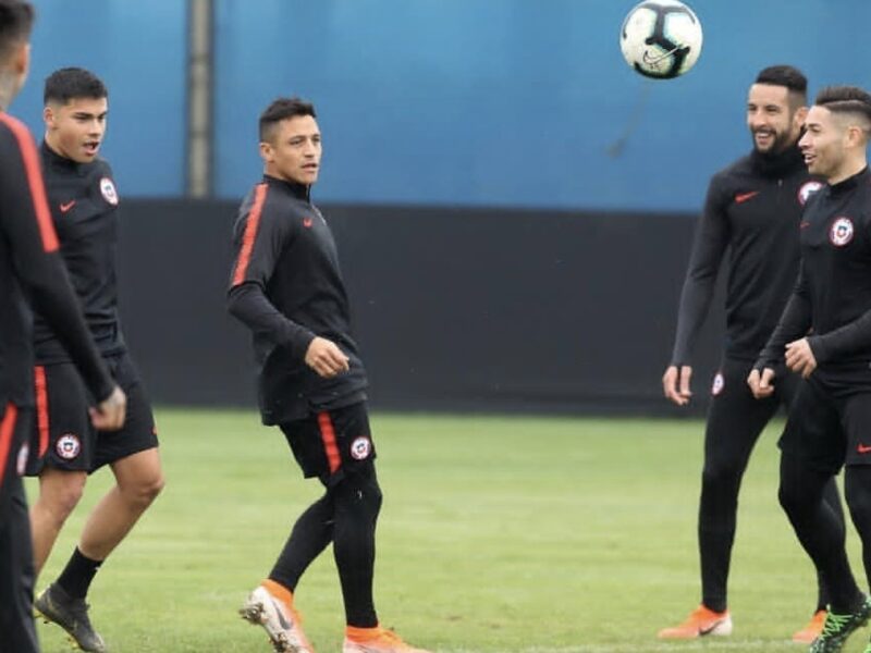 Jugó en La Roja, estaba libre y finalmente encontró equipo en la Primera B