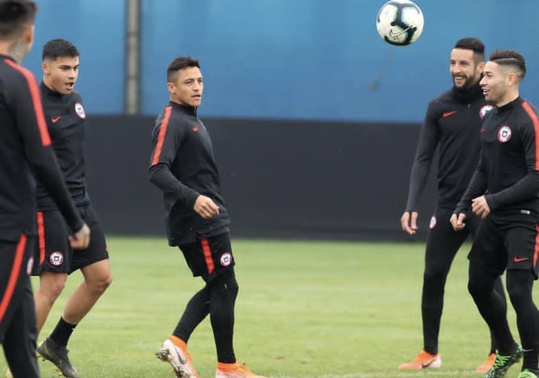 Jugó en La Roja, estaba libre y finalmente encontró equipo en la Primera B