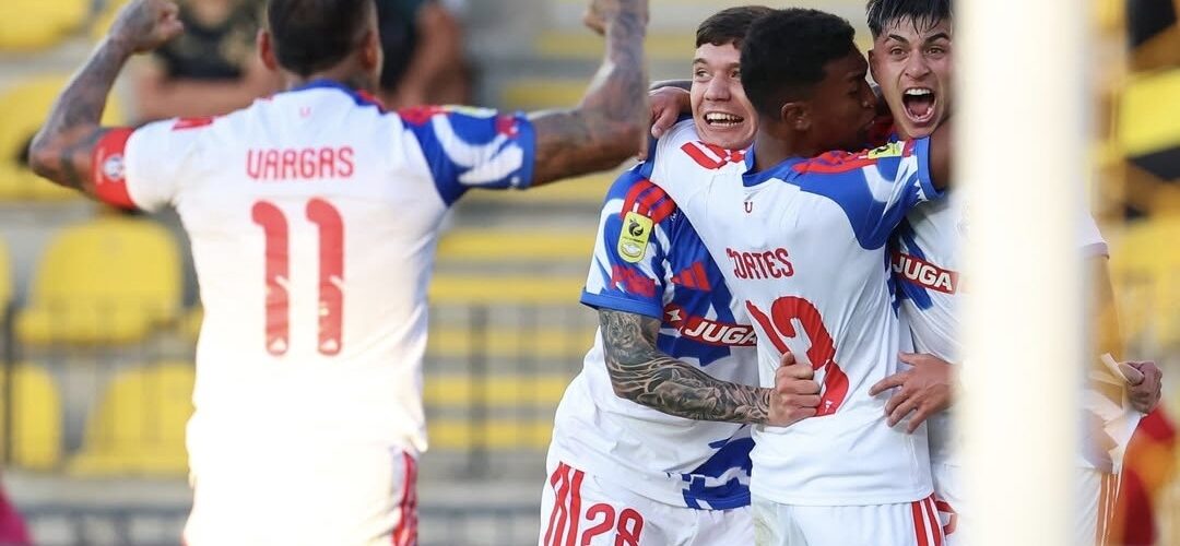 Con un ex DT de Boca Juniors: La lista definitiva de candidatos para la banca de Universidad de Chile