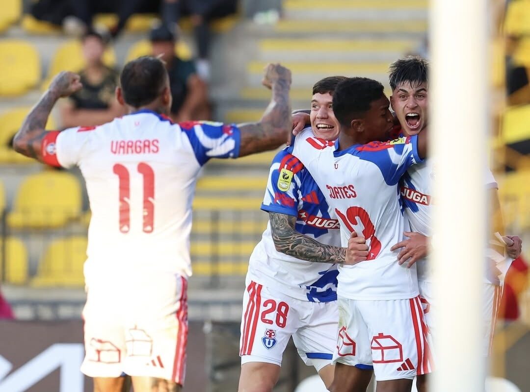 Con un ex DT de Boca Juniors: La lista definitiva de candidatos para la banca de Universidad de Chile