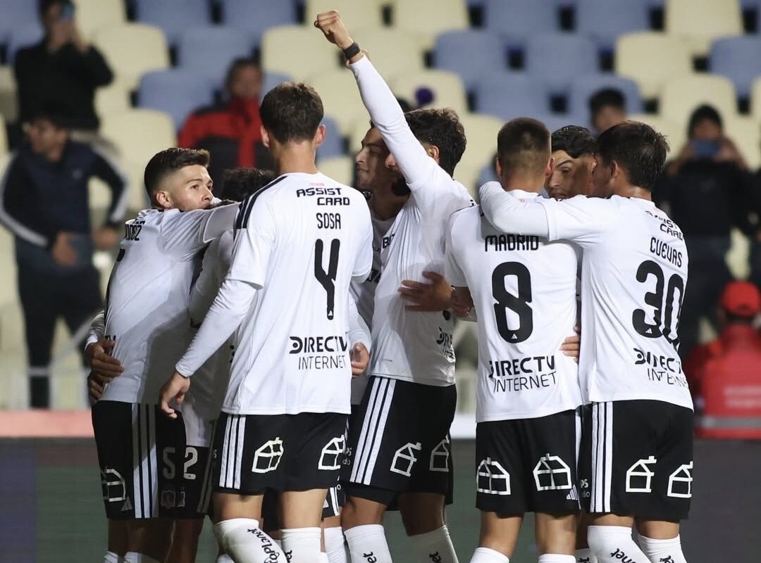 Colo Colo derrotó a Deportes Concepción y se instaló como líder de su grupo en la Copa de la Liga