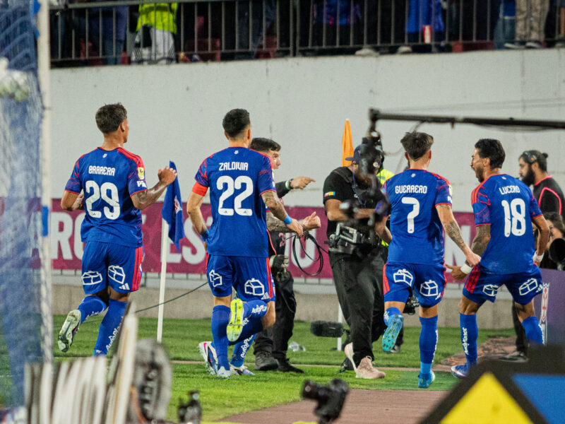 ¡Triunfazo azul! La U se quedó con el clásico universitario con Lucero como figura