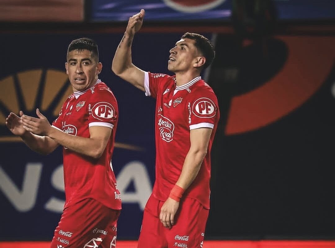 Con golazo en la agonía: Ñublense dio el golpe y venció a Universidad de Chile en Chillán
