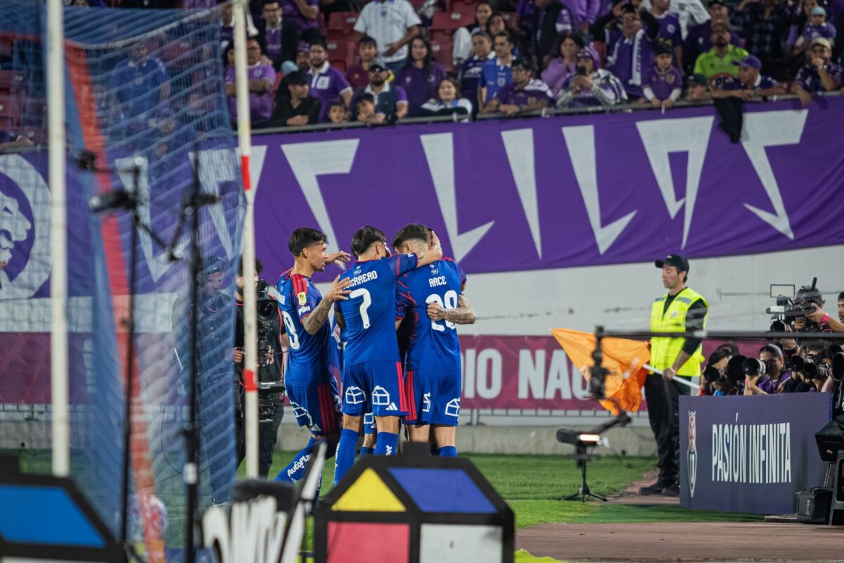 Universidad de Chile ganó en su regreso al Nacional ante Deportes Concepción con doblete de Eduardo Vargas