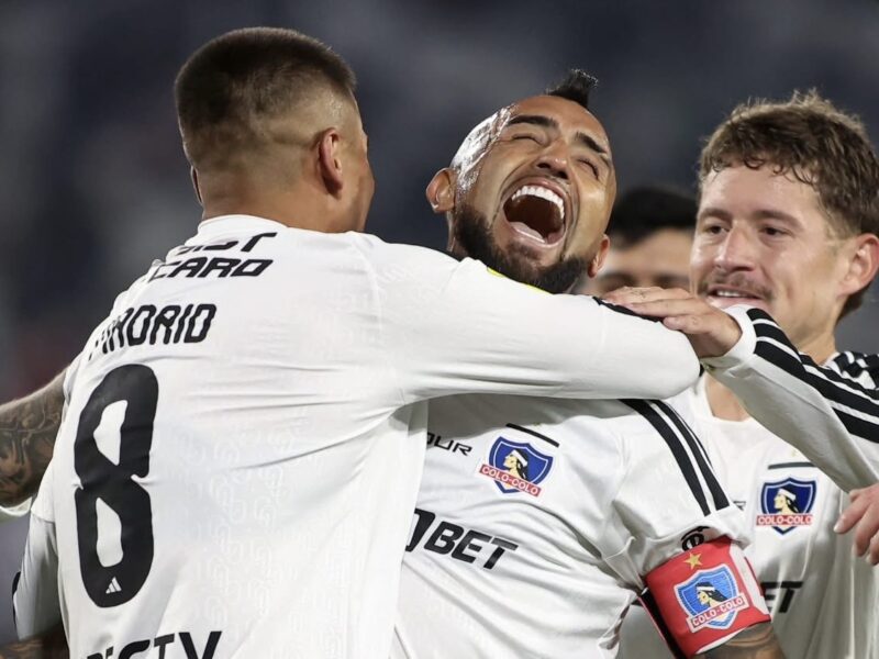 ¡Goleada alba! Colo Colo aplastó a Ñublense y estiró su ventaja en la cima del torneo