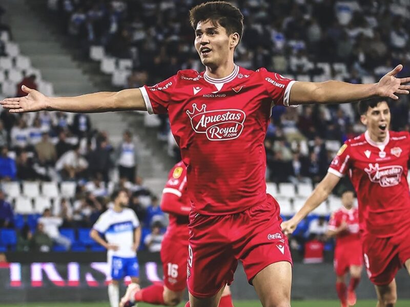 Ñublense rescató un valioso empate ante la UC y la dejó con pocas chances de clasificar en la Copa de la Liga