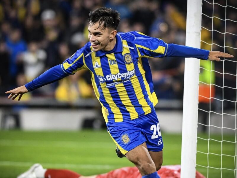 VIDEO | Vicente Pizarro anotó un golazo en la goleada de Rosario Central por Copa Libertadores