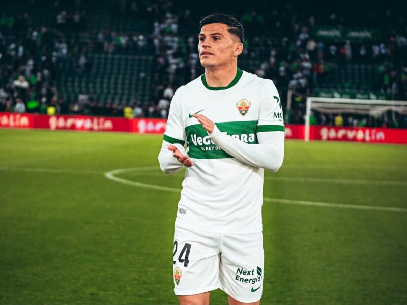 VIDEO | Previo a venir a La Roja: Lucas Cepeda entró y dio una asistencia en la ajustada derrota de Elche ante Real Madrid