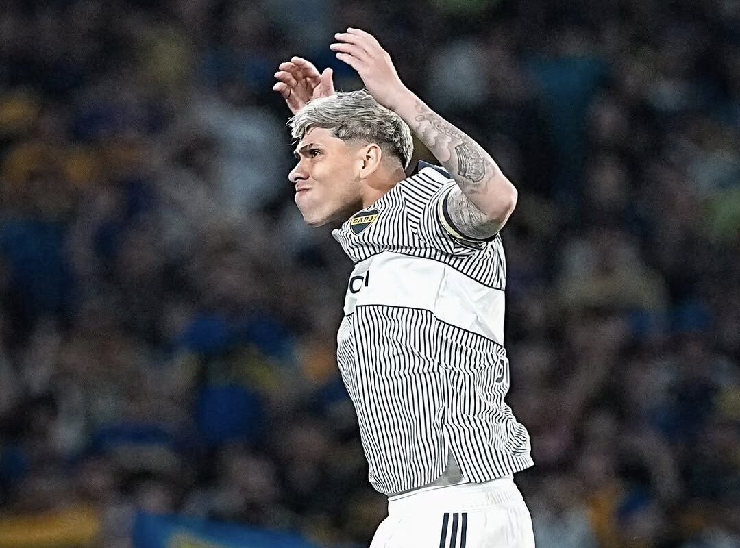 Carlos Palacios volvió a jugar en Boca Juniors y anotó un gol decisivo