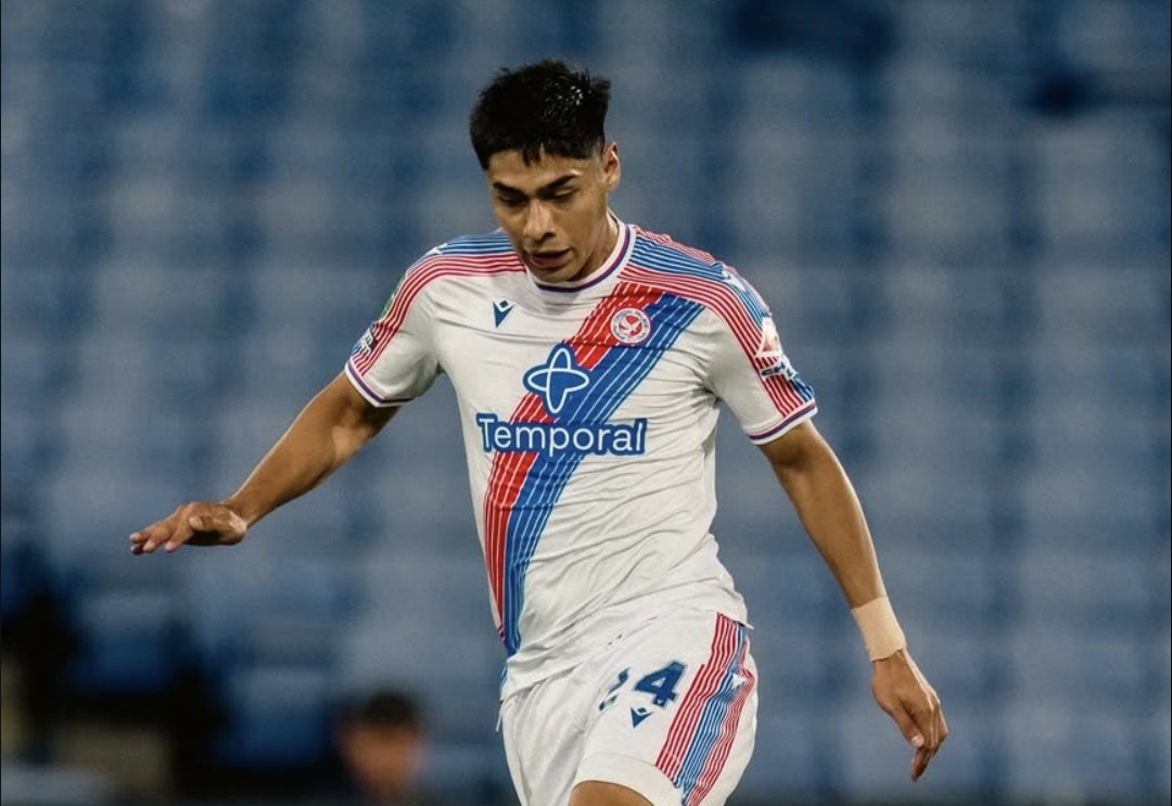 Darío Osorio jugó su primer partido de titular en la victoria por goleada del Crystal Palace