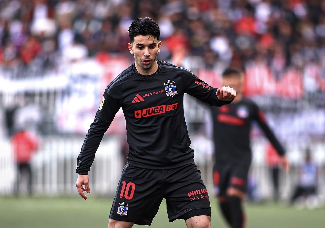 Colo Colo derrotó a Puerto Montt en la agonía en su visita al sur por Copa Chile