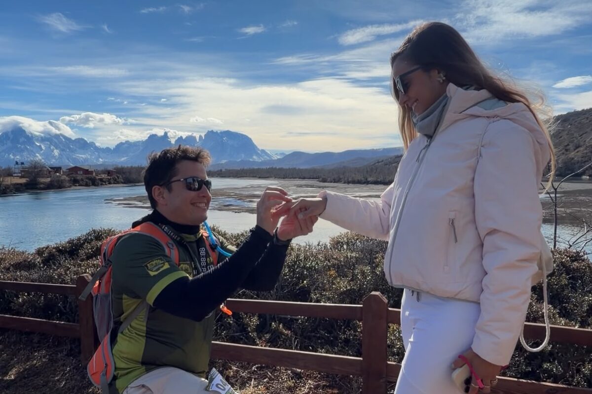 Corredor brasileño sorprendió y pidió matrimonio en en el Patagonian International Marathon en Torres del Paine