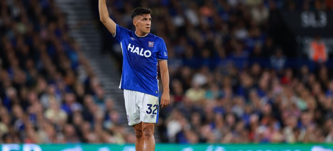No lo pasa bien en Inglaterra: Marcelino Núñez fue removido del primer equipo del Ipswich Town