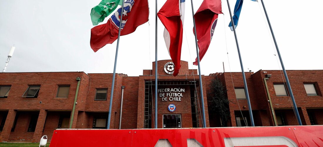 ¡Nuevo escándalo en la ANFP! La FIFA impuso sus términos en la elección de la nueva directiva y hubo tensión con uno de los candidatos