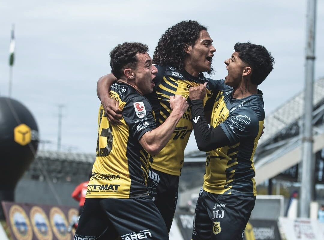 San Luis de Humberto Suazo derrotó a Puerto Montt y es el nuevo líder absoluto de la Primera B